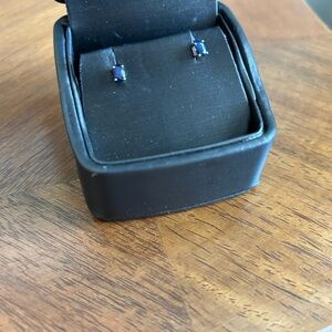 Elegant Sapphire Stud Earrings with yellow gold